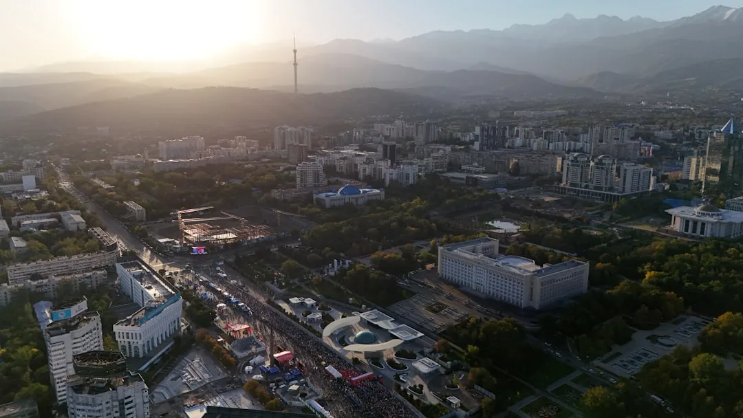Алматы vs Астана марафондары 2026: қайсысы ыңғайлырақ